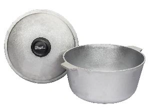 Котел  алюминиевый с крышкой 3 л (овальное дно)