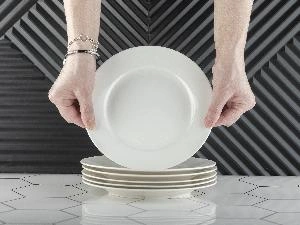 Набор фарфоровых тарелок "Аврора" 6 штук, PLOVER, 19 см