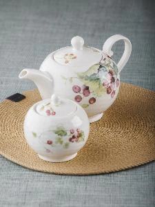 Чайный набор Wild berries Line: чайник 700 мл, сахарница 300 мл, Plover