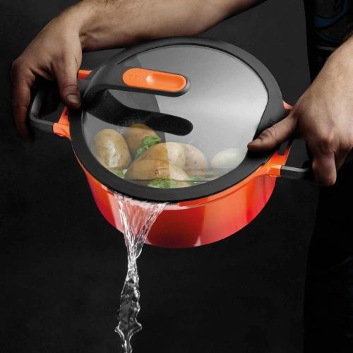 Кастрюля с крышкой 16см Gem red