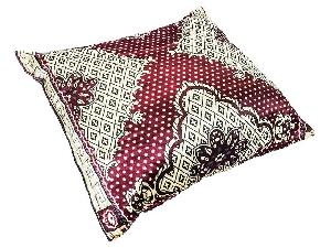 Подушка бархатная (красная с бежевой вышивкой) 50x50