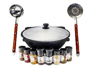 Казан чугунный (плоское дно) 8 л DAVR METALL с крышкой, в комплекте шумовка, половник, специи Казан чугунный (плоское дно) 8 л DAVR METALL с крышкой, в комплекте шумовка, половник, специи