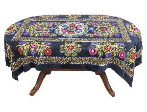 Скатерть сюзане, длина 220 см, ширина 134 см