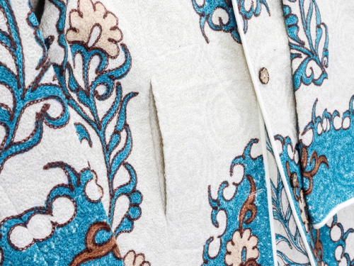 Пиджак женский с вышивкой (UZT-22)