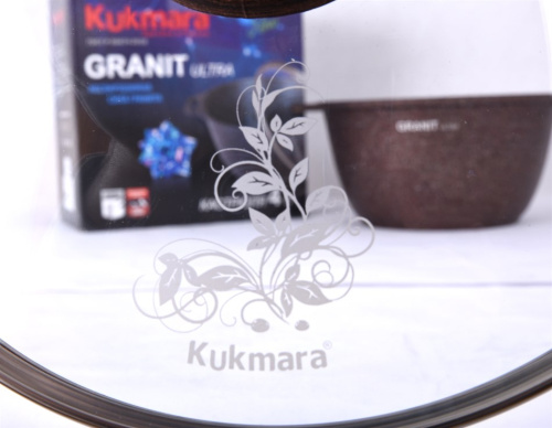 Кастрюля 4 л с антипригарным покрытием со стеклянной крышкой Kukmara (Granit Ultra Red), кга42а