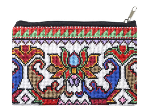 Кошелёк с вышивкой ироки