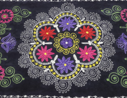 Скатерть сюзане, длина 220 см, ширина 134 см