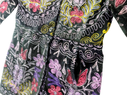 Пиджак женский с вышивкой (UZT-23)