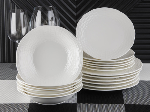 Набор фарфоровых тарелок "Левана" 6 штук, PLOVER, 22 см