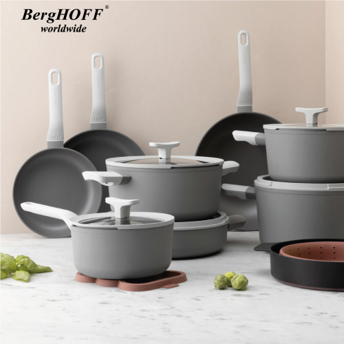 Кастрюля со стеклянной крышкой BergHOFF Leo, 3.1 л