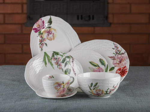 Тарелка керамическая Flowers Line, PLOVER, 22 см Тарелка керамическая Flowers Line, PLOVER, 22 см