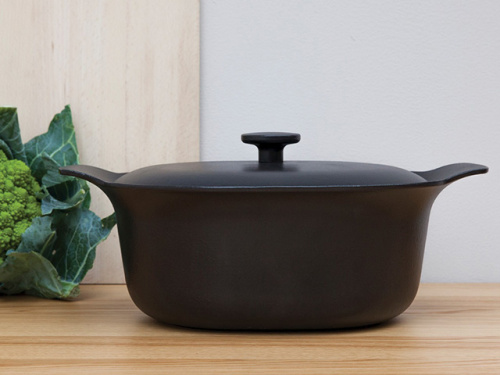 Кастрюля чугунная овальная с крышкой BergHOFF Ron, (черная) 5.2 л